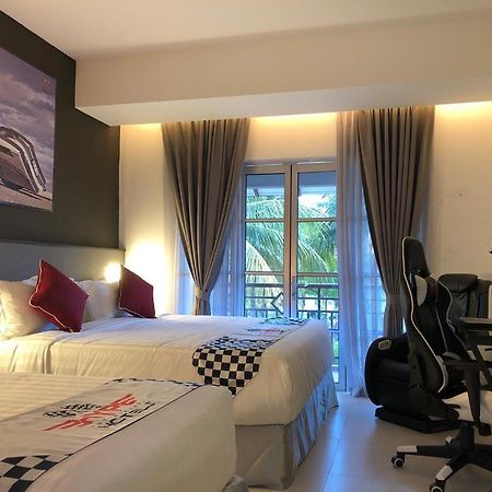 Hype Motorsports Hotel Port Dickson Buitenkant foto