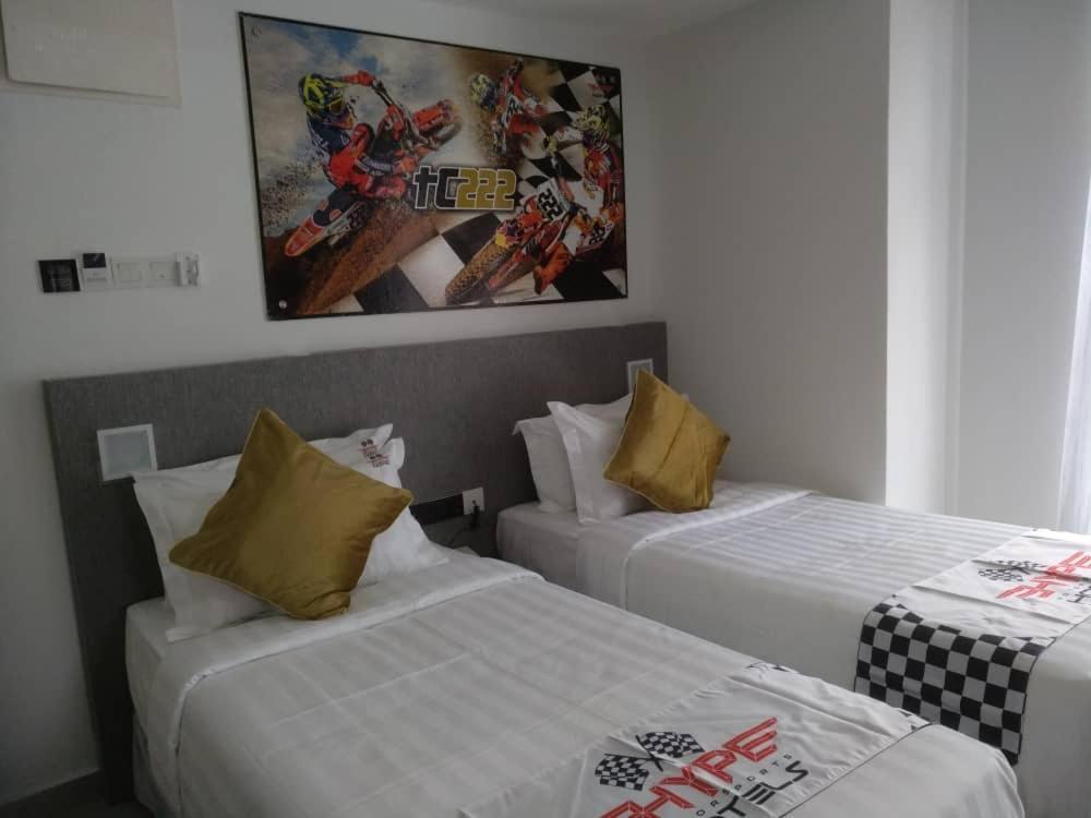 Hype Motorsports Hotel Port Dickson Buitenkant foto