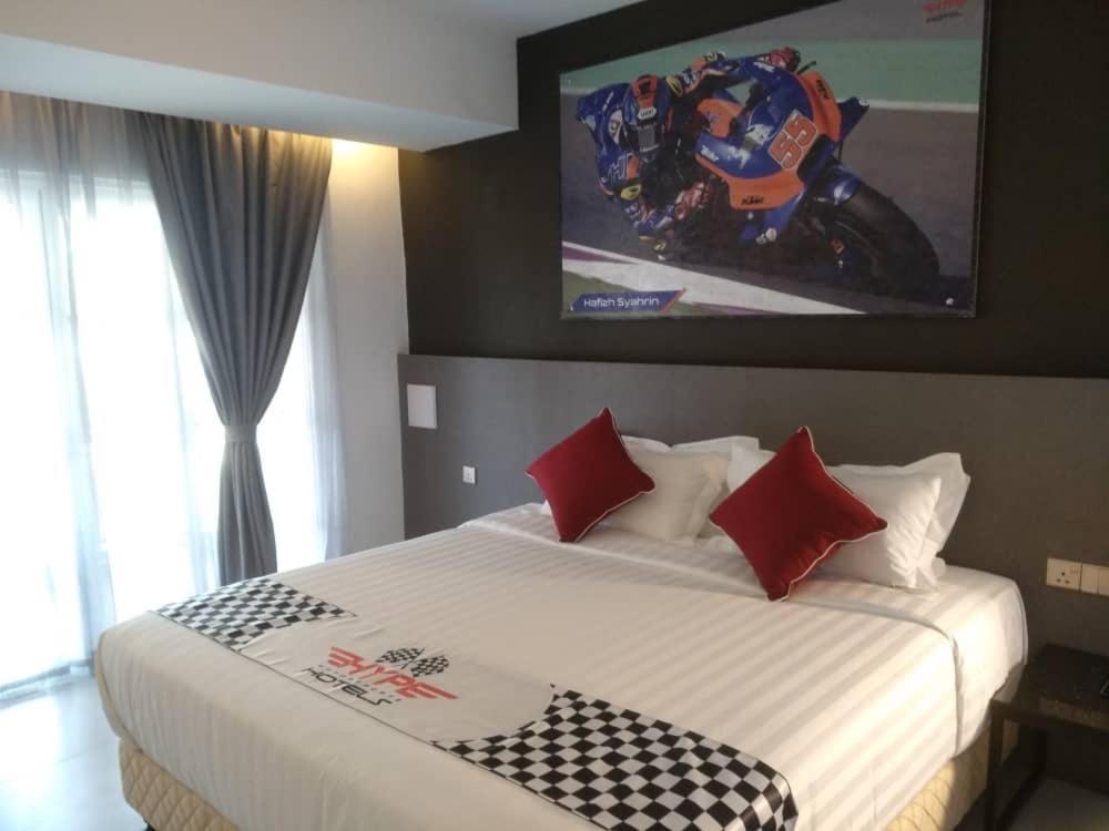 Hype Motorsports Hotel Port Dickson Buitenkant foto
